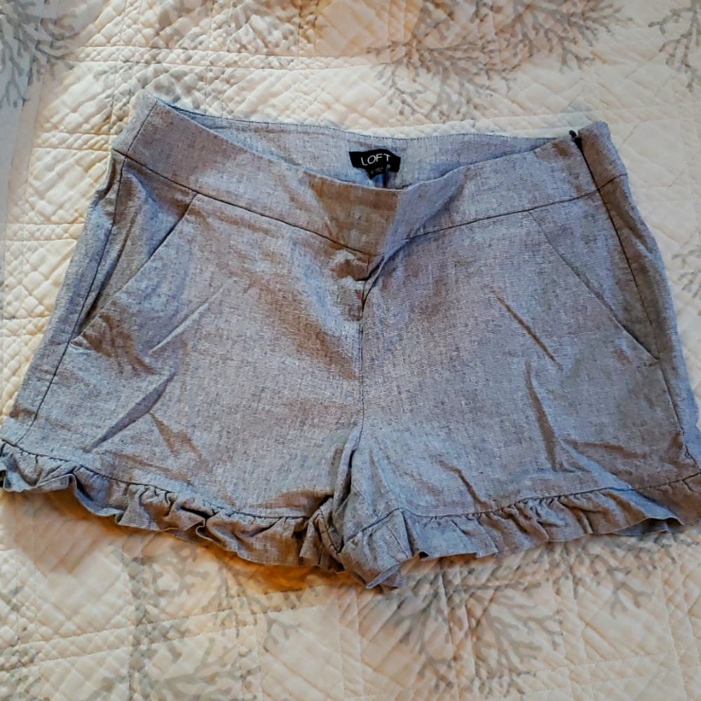 Adorable ruffle shorts
